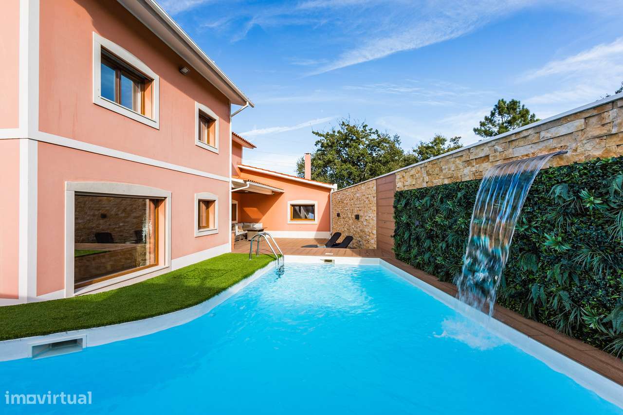 Moradia T4 renovada | Piscina Aquecida - Parceiros-49
