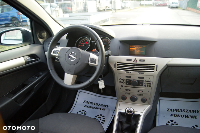 Opel Astra 1.6 Innovation - 14