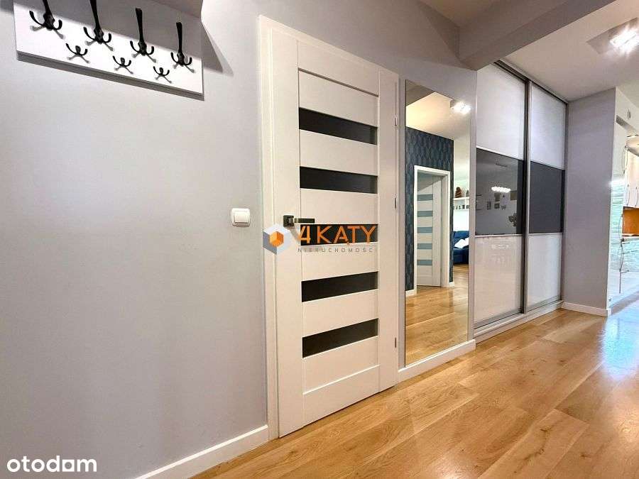 _____ 4 pokoje  Centrum - ogródek  _________-16