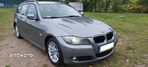 BMW Seria 3 320d DPF Touring - 19