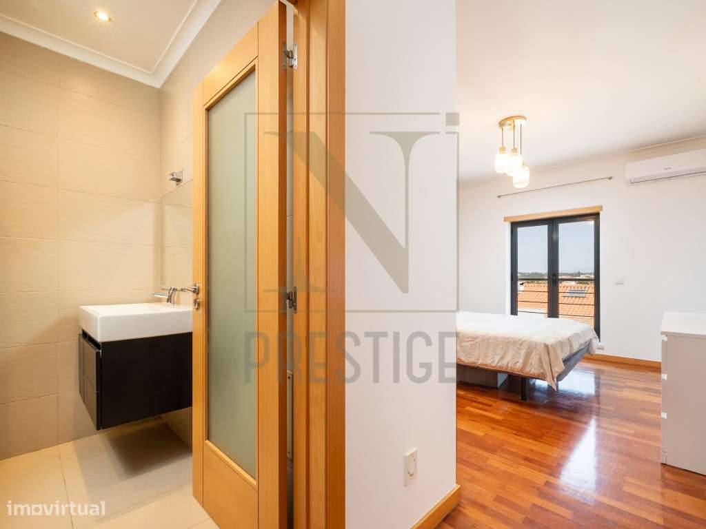 Apartamento T3 em Pereira-11