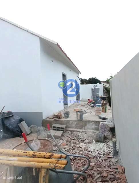 Moradia T2 Remodelada | Logradouro-3