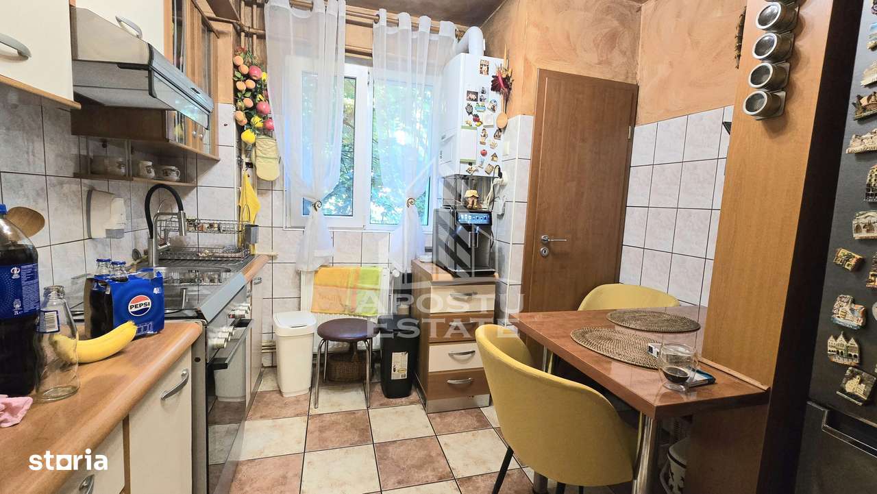 Apartament 4 camere, 2 bai, decomandat, etaj 1, Circumvalatiunii - Imagine principală: 5/9