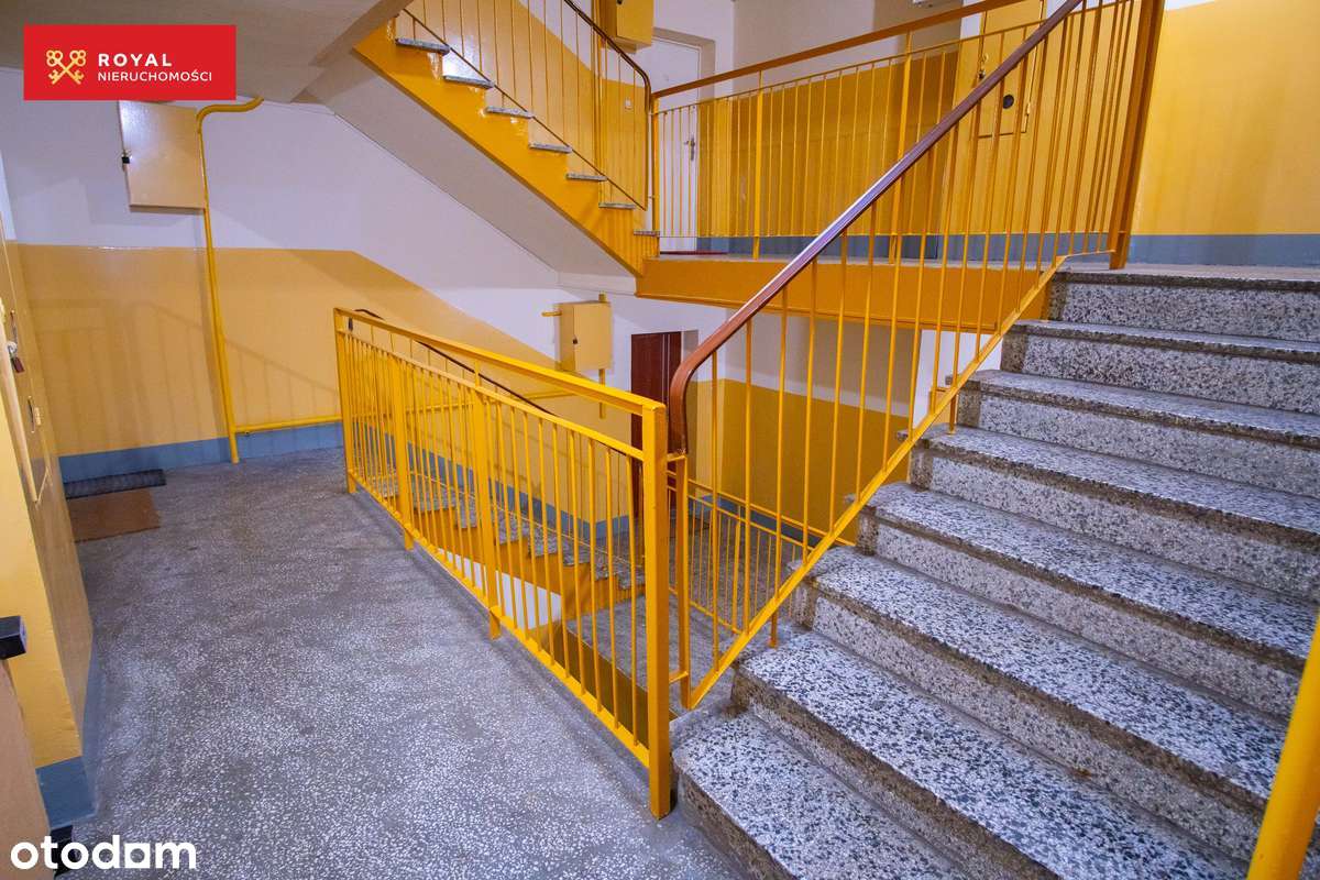 Przestronne dwupokojowe mieszkanie w centrum-11