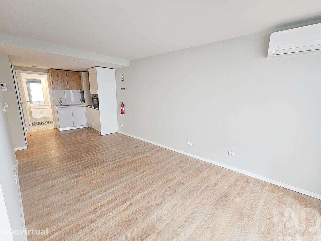 Apartamento T1 em Santo António de 103,00 m2 - Grande imagem: 2/11