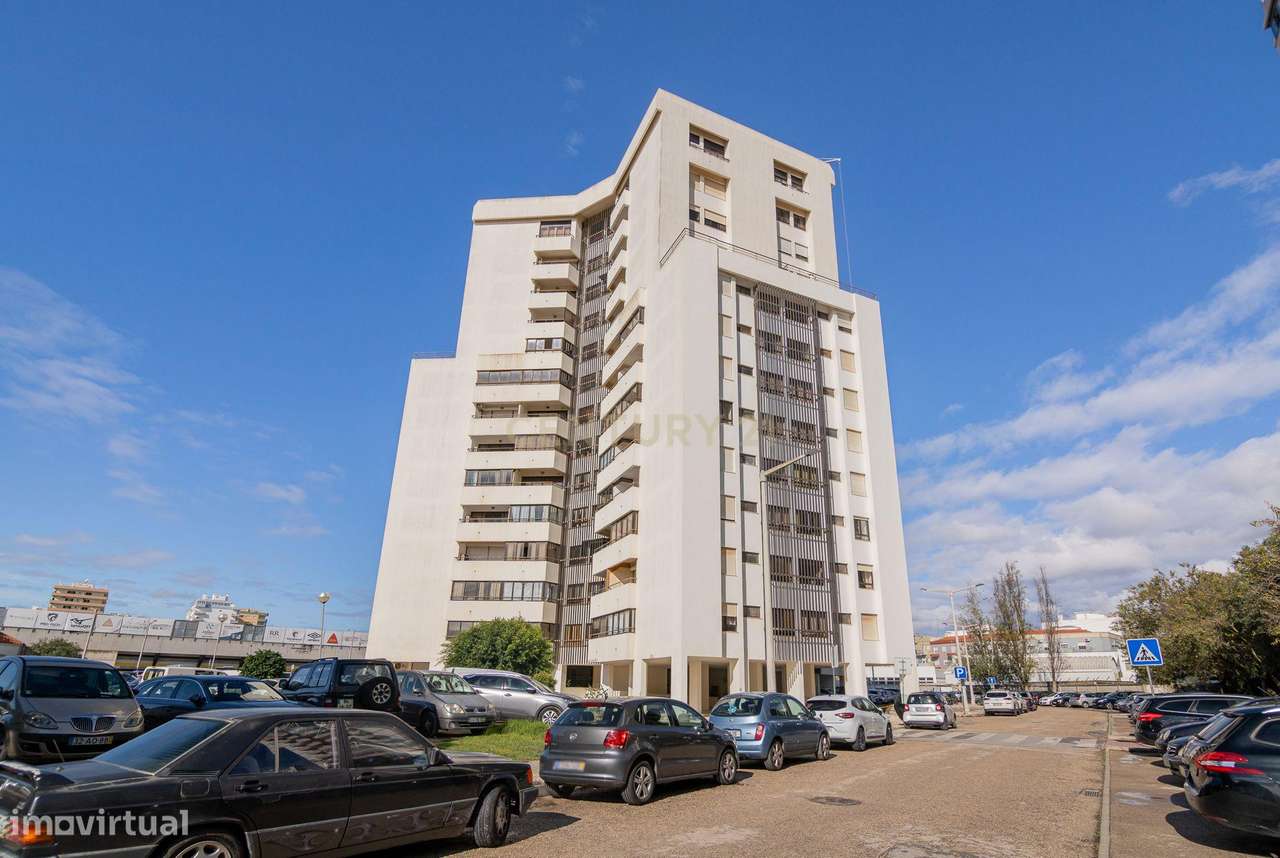 NÃO PERCA ESTA GRANDE OPORTUNIDADE! APARTAMENTO AMPLO, COM MARQUISE FE - Grande imagem: 3/13