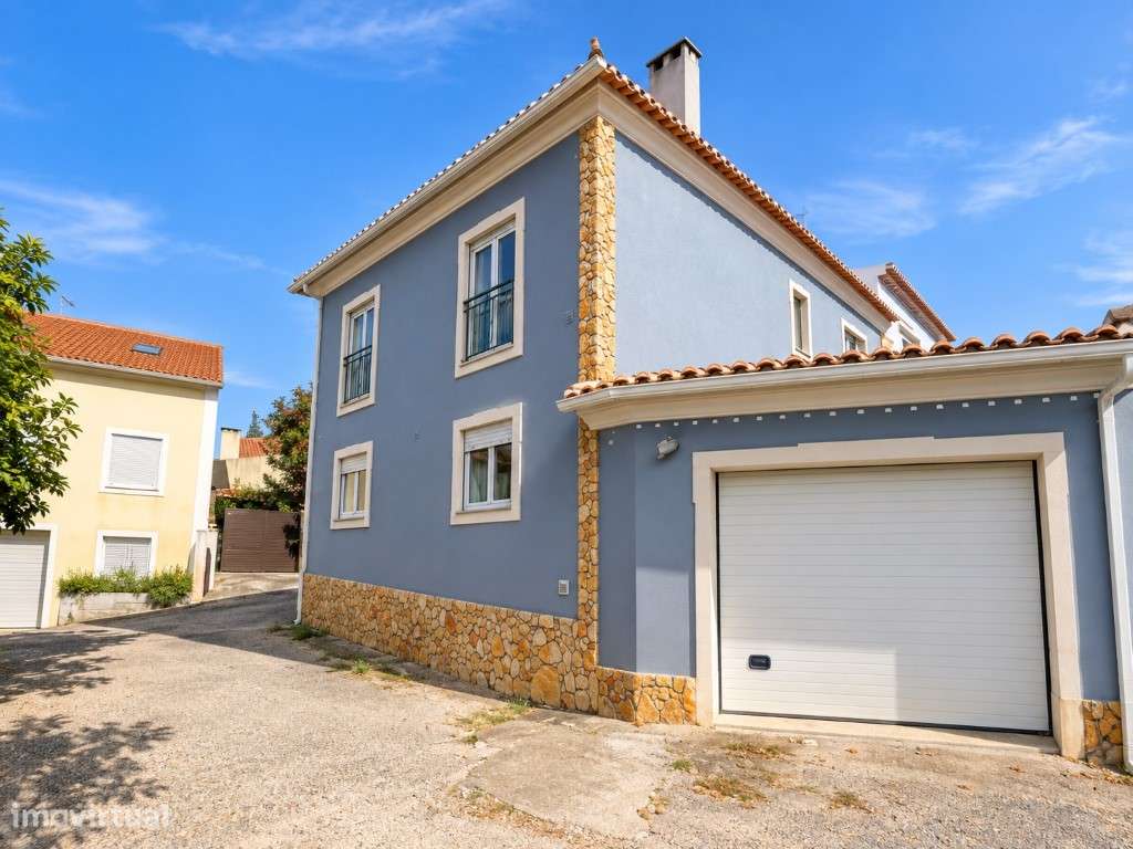 Moradia T4 com garagem - Sobreiro Curvo - A dos Cunhados-34