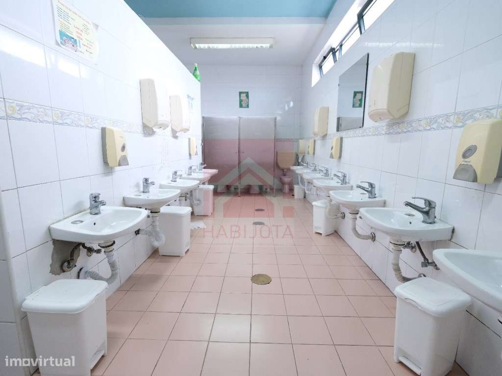 Prédio em Rio Tinto - Próximo à estação da CP e Metro da Campaínha-21