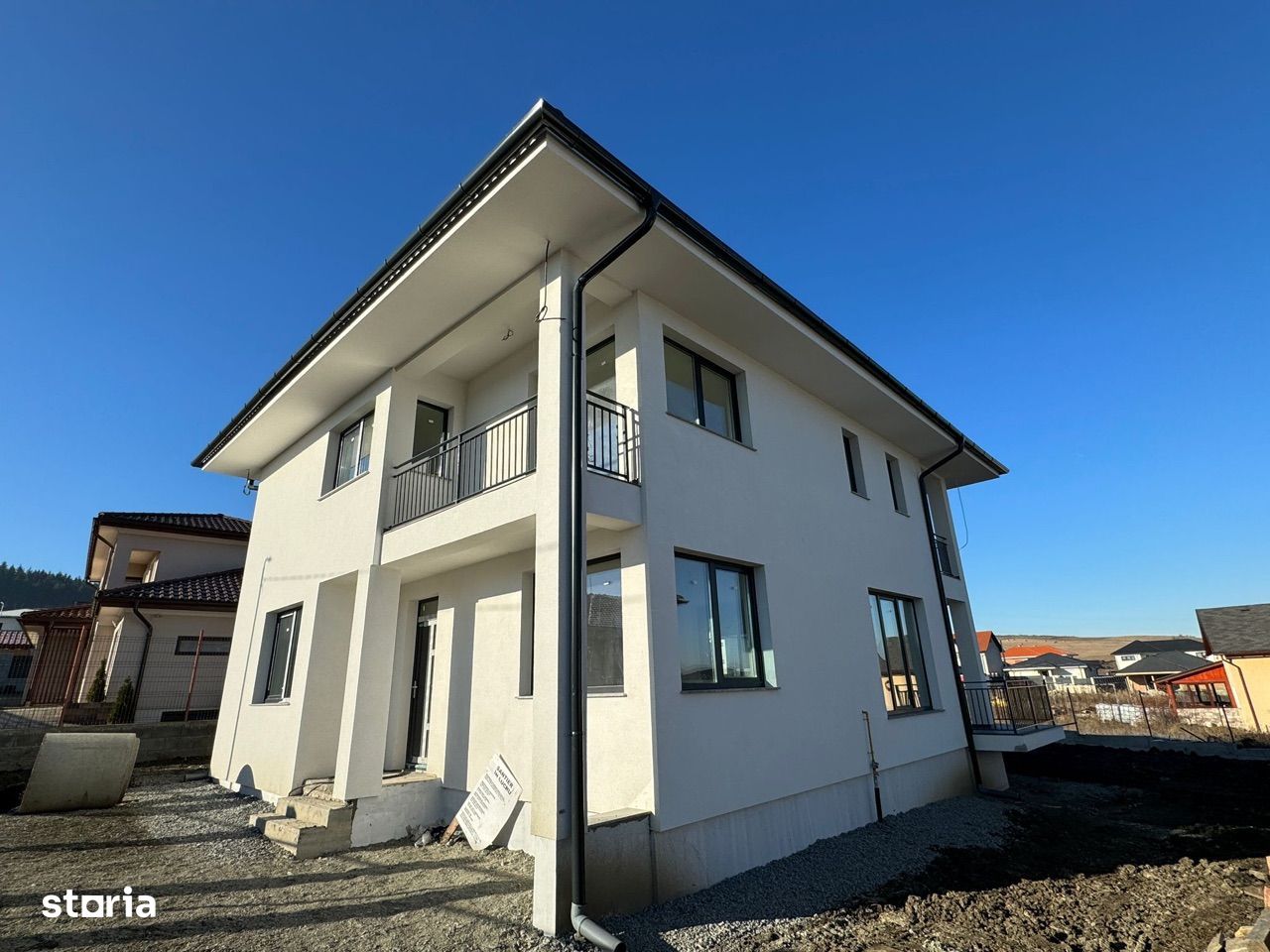 Casa Spatioasa cu Priveliste Superba la Padure in Chinteni, Cluj