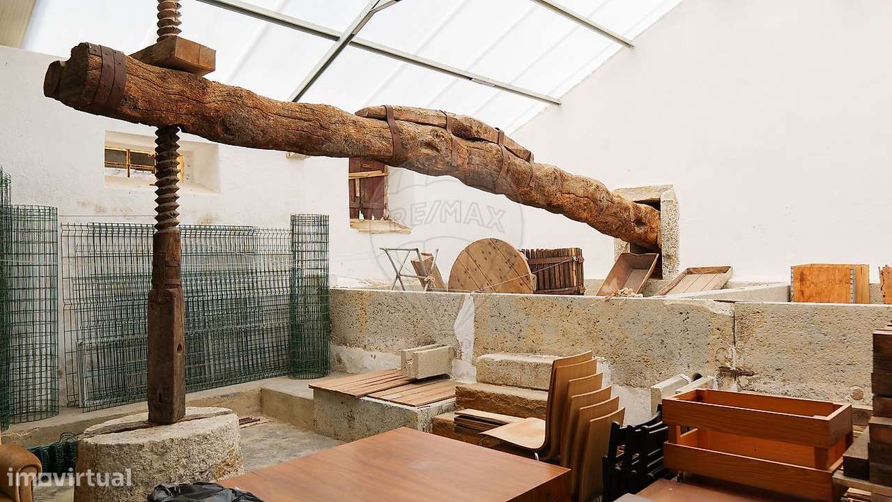 Moradia T4 para venda-22