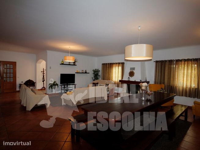 MORADIA V4 ALVOR 1200 000€-15