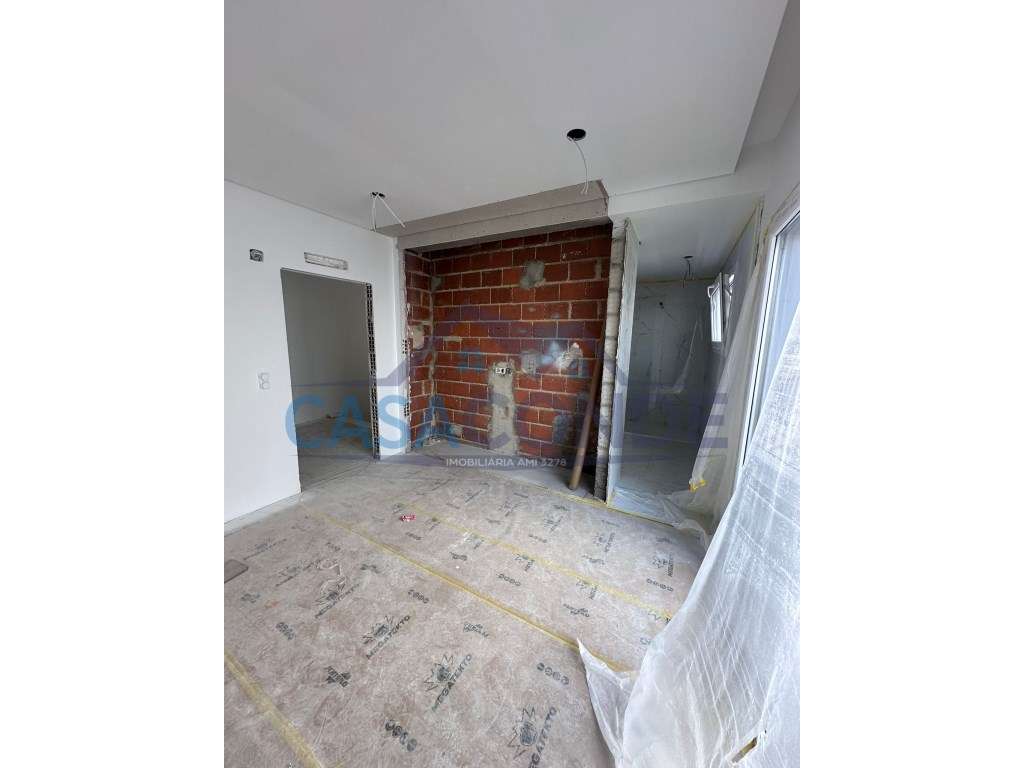 Moradia V4 c/Piscina ,excelentes areas-9