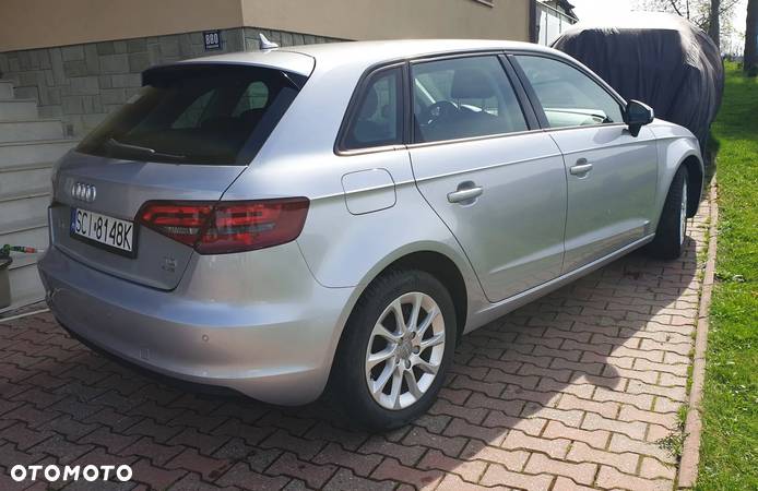 Audi A3 1.6 TDI Sportback - 3