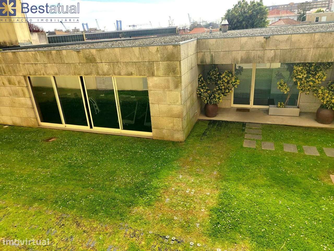 T 3 - 2 Suites -Cond. fechado -Vistas deslumbrantes-38