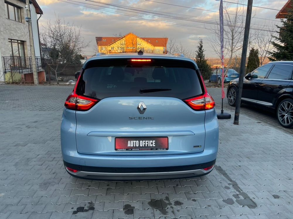 renault grand-scenic