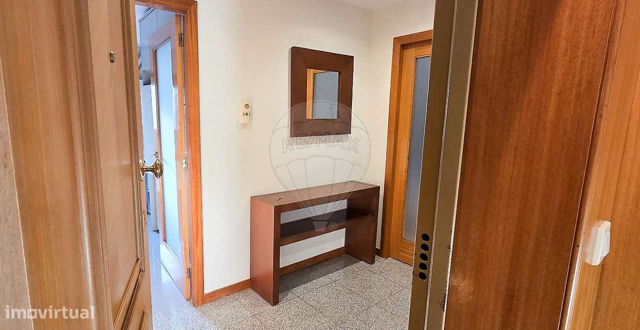 Apartamento T2 para arrendamento - Grande imagem: 3/26