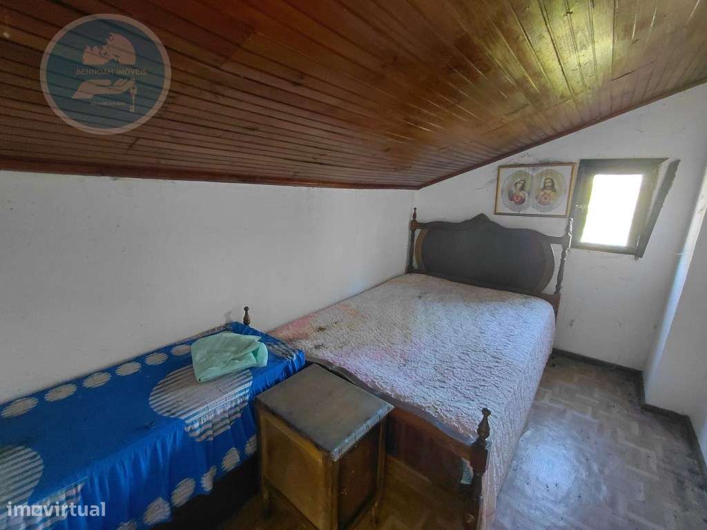 Casa Rústica em Pedra com Terreno para Restauro - Cambeses, Cabecei...-30