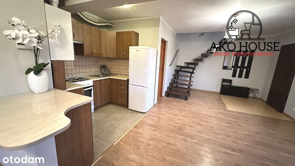 Dom 240 m² pod inwestycję – 4 lokale + 2 garaże!-17