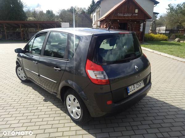 Renault Scenic - 6