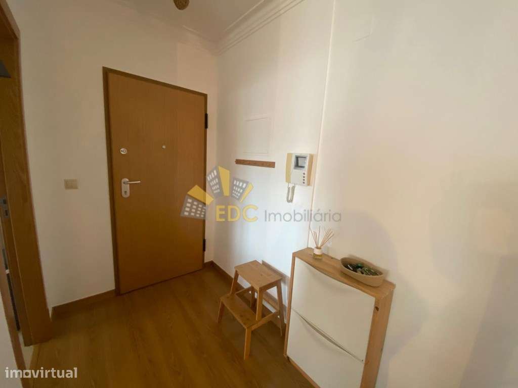 Apartamento Duplex T2+1 com Parqueamento, Arrecadação e Varanda | E...-48