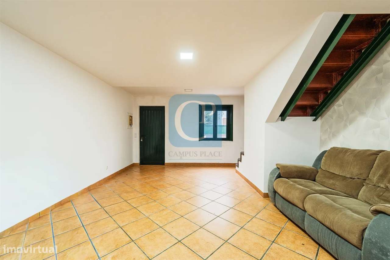 Moradia V2 à Estrada da Circunvalação, Ramalde, Porto - Grande imagem: 5/21