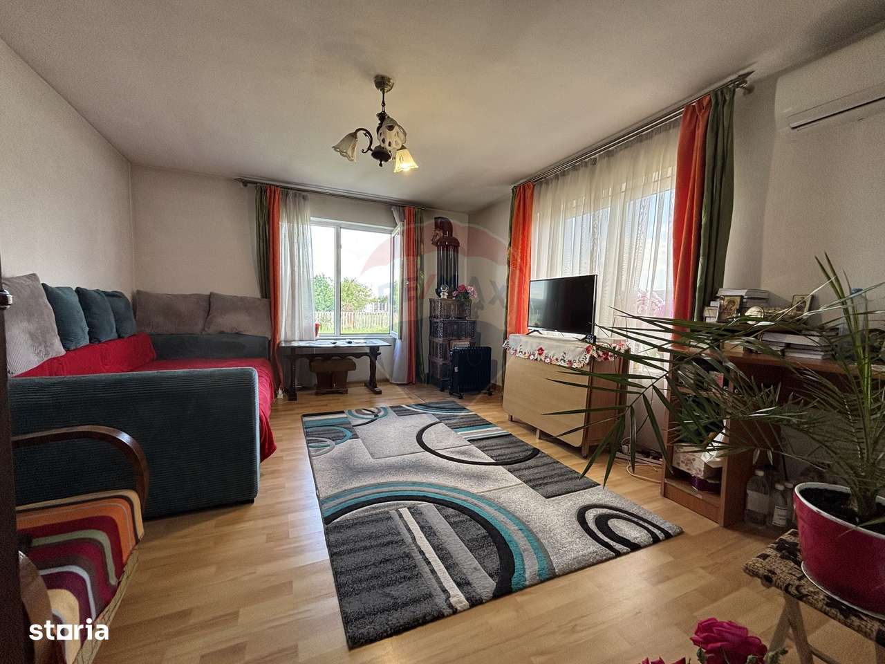 Vilă în Țegheș, com. Domnești (IF), regim P+1, acces rapid București-13