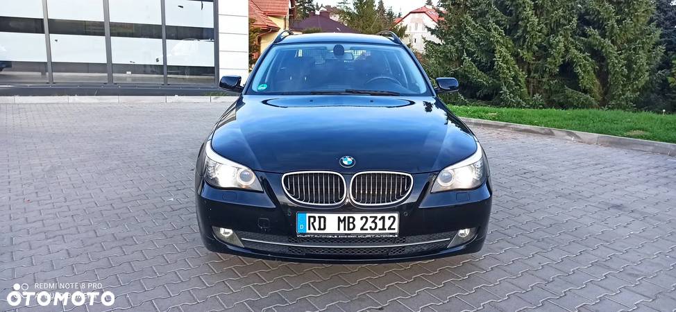 BMW Seria 5 523i - 4