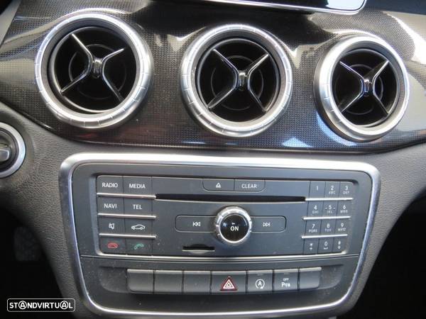 Mercedes-Benz CLA 180 - 32