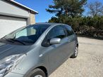 Toyota Yaris 1.0 Sol - 4