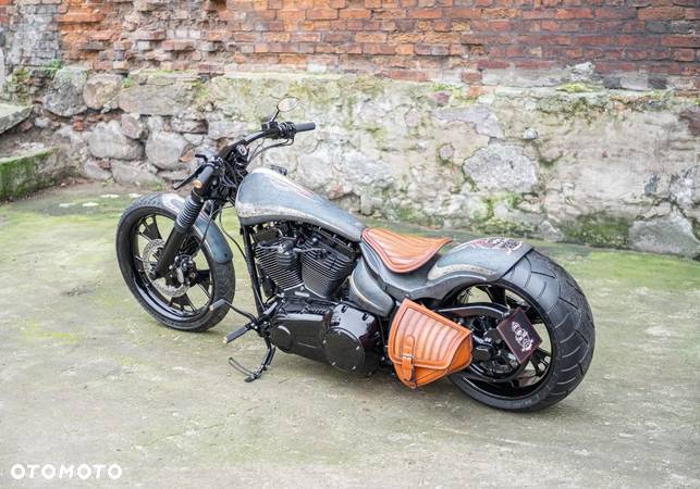 Harley-Davidson FXSB Breakout - 7