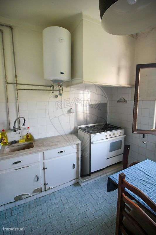 Moradia T6 para venda - Grande imagem: 2/12