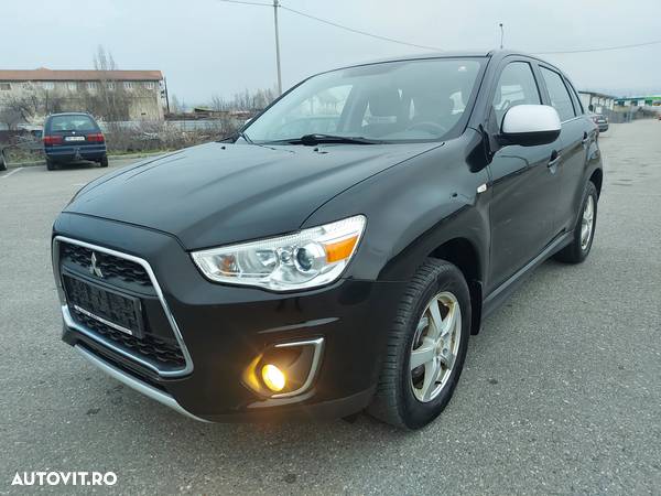 Mitsubishi ASX - 5