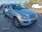 Mercedes ML W164 zderzak przedni xenon - 2