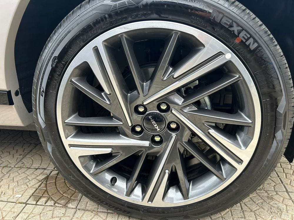 KG Mobility Actyon HEV Premium - foto 29
