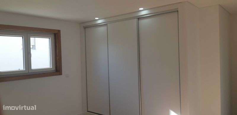 ARRENDA-SE Moradia nova  Isolada T3 - Grande imagem: 5/11