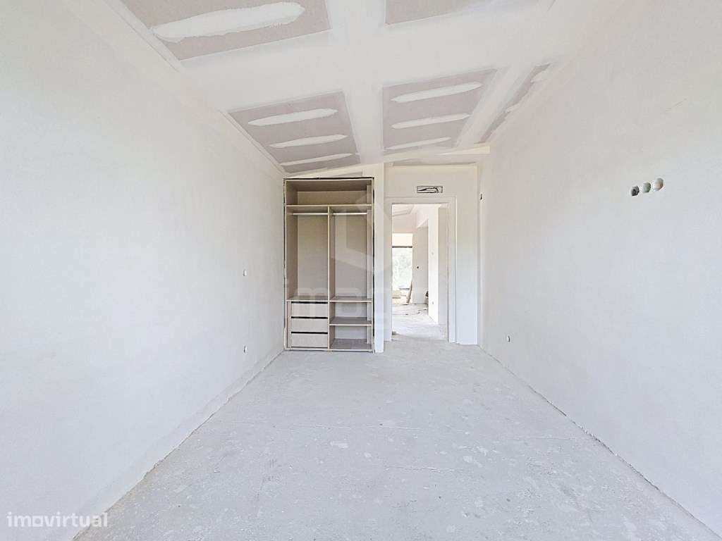 Moradia T3+1 Ericeira com piscina e jardim-16