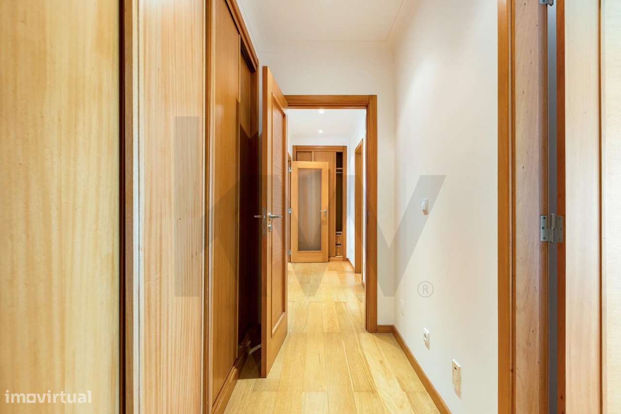Apartamento T3 | Com Vista Mar e Varandas | Paço de Arcos-33