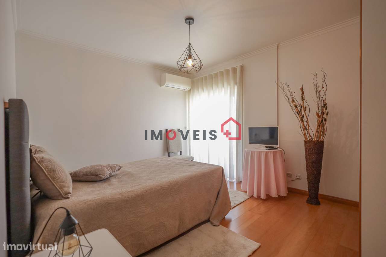 Apartamento T3 com Suíte, Garagem Fechada e Lugar de Garagem – Mari...-13