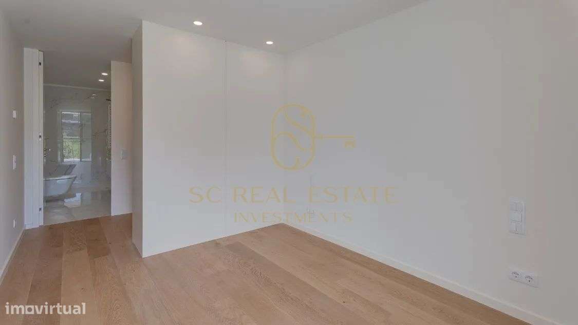 Excelente T3 Novo, com vistas deslumbrantes sobre o Atlântico.-15