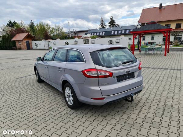 Ford Mondeo - 4