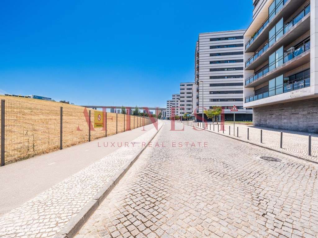 T2 COM VISTA INCRÍVEL NO PARQUE DAS NAÇÕES!-52