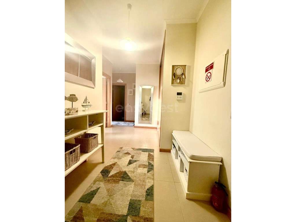 T2 totalmente mobilado a dois passos da praia - Grande imagem: 3/25