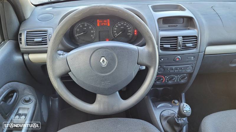 Renault Clio 1.5 dCi Confort Authentique - 14