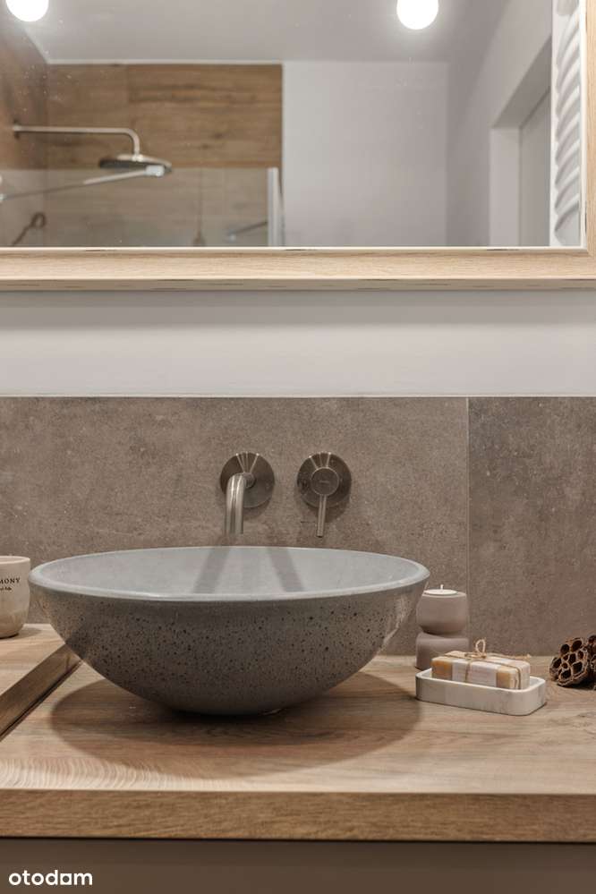 Wyjątkowe wnętrze przy ul. Rybaki 1 z balkonem-13