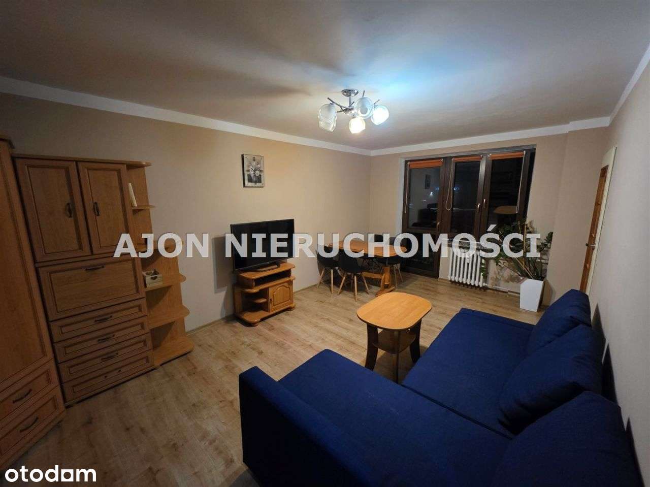 Kawalerka do wprowadzenia, umeblowana, wyposażona. - Pełny obrazek: 2/10