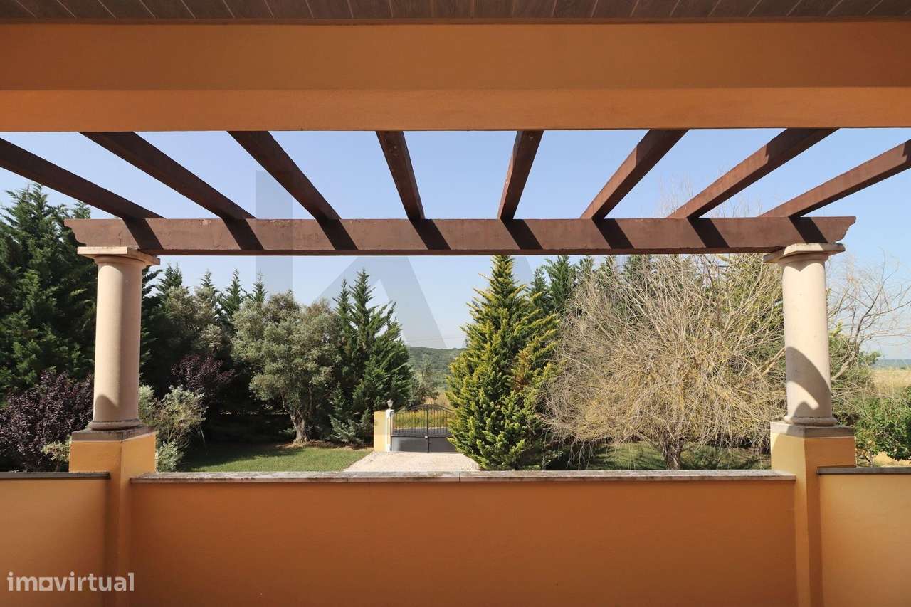 Moradia de Luxo com Piscina e Vistas Panorâmicas | Moçarria, Santarém-36