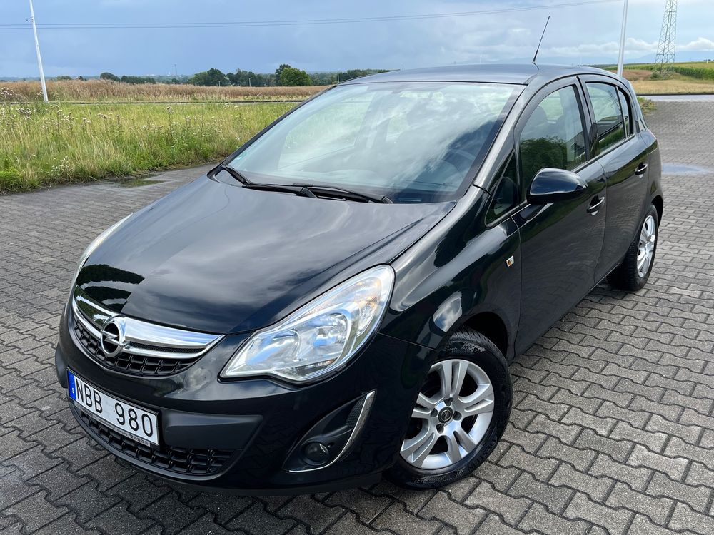 Opel Corsa D (2006-2014) 1.2 16V Innovation 110 Jahre 2013