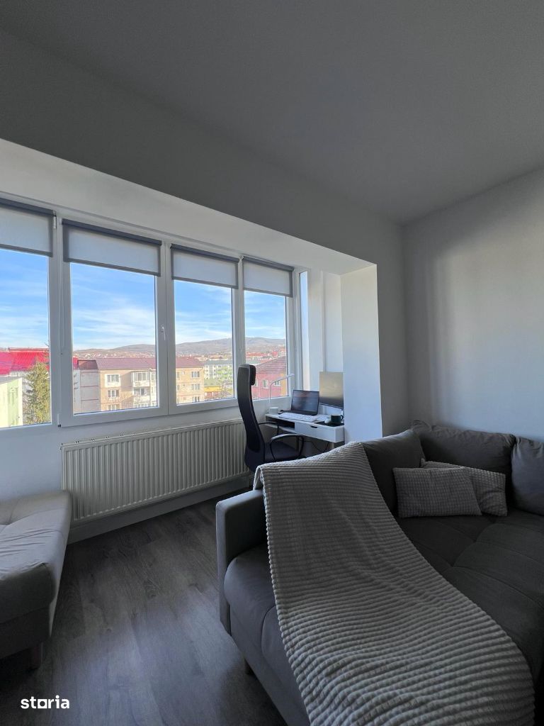 Apartament 3 camere 70 mp,Ultrafinisat la doua minute de Centru