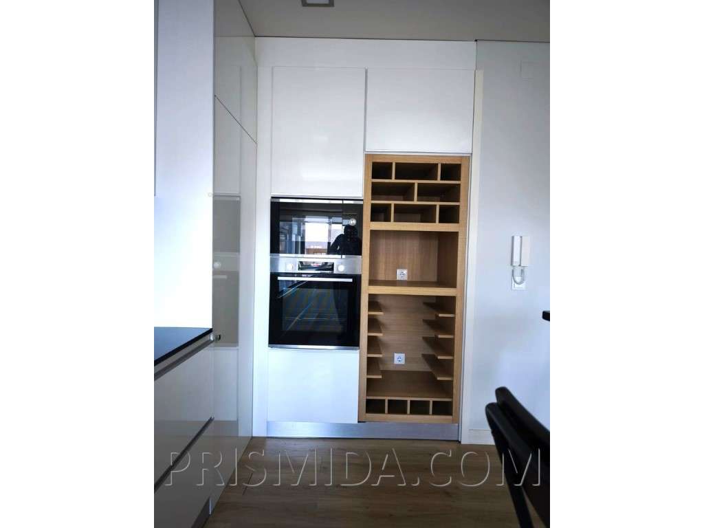 Duplex T4+office Renovado | Bi-Familiar | Terraço c/Churrasqueira-16