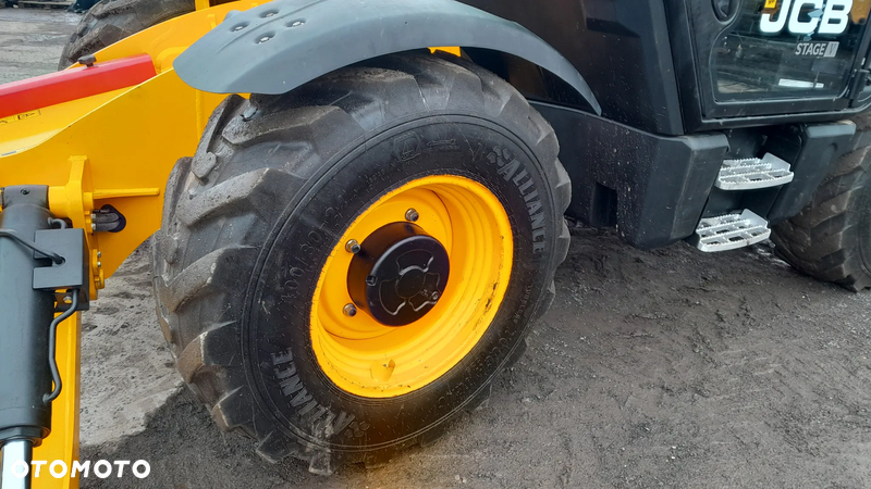 JCB 540-140 2020R - 16